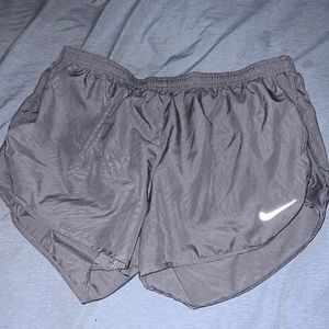 NIKE Tempo Running Shorts